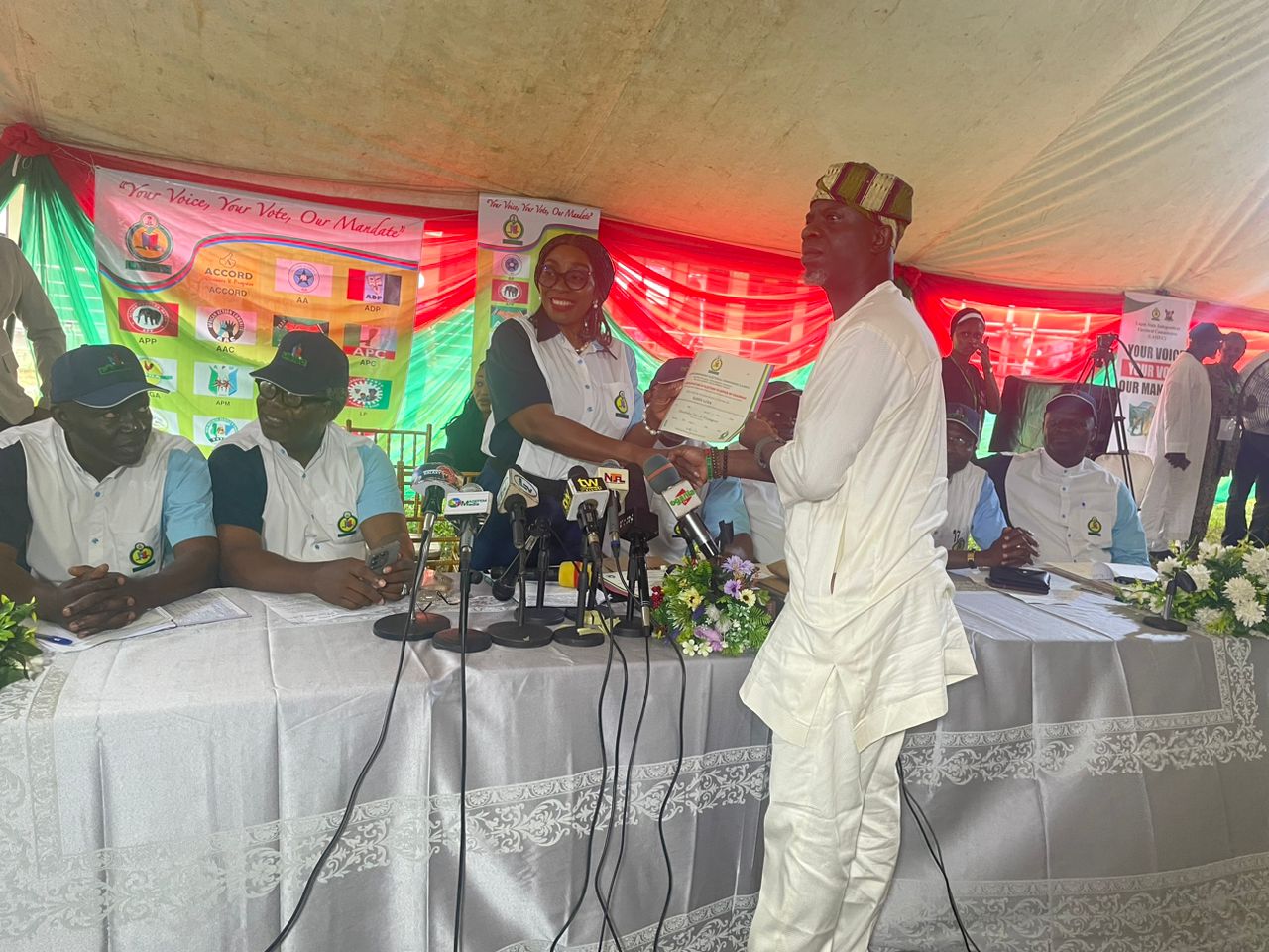 hon-segun-odunmbaku-receives-certificate-of-return-from-lasiec.jpg