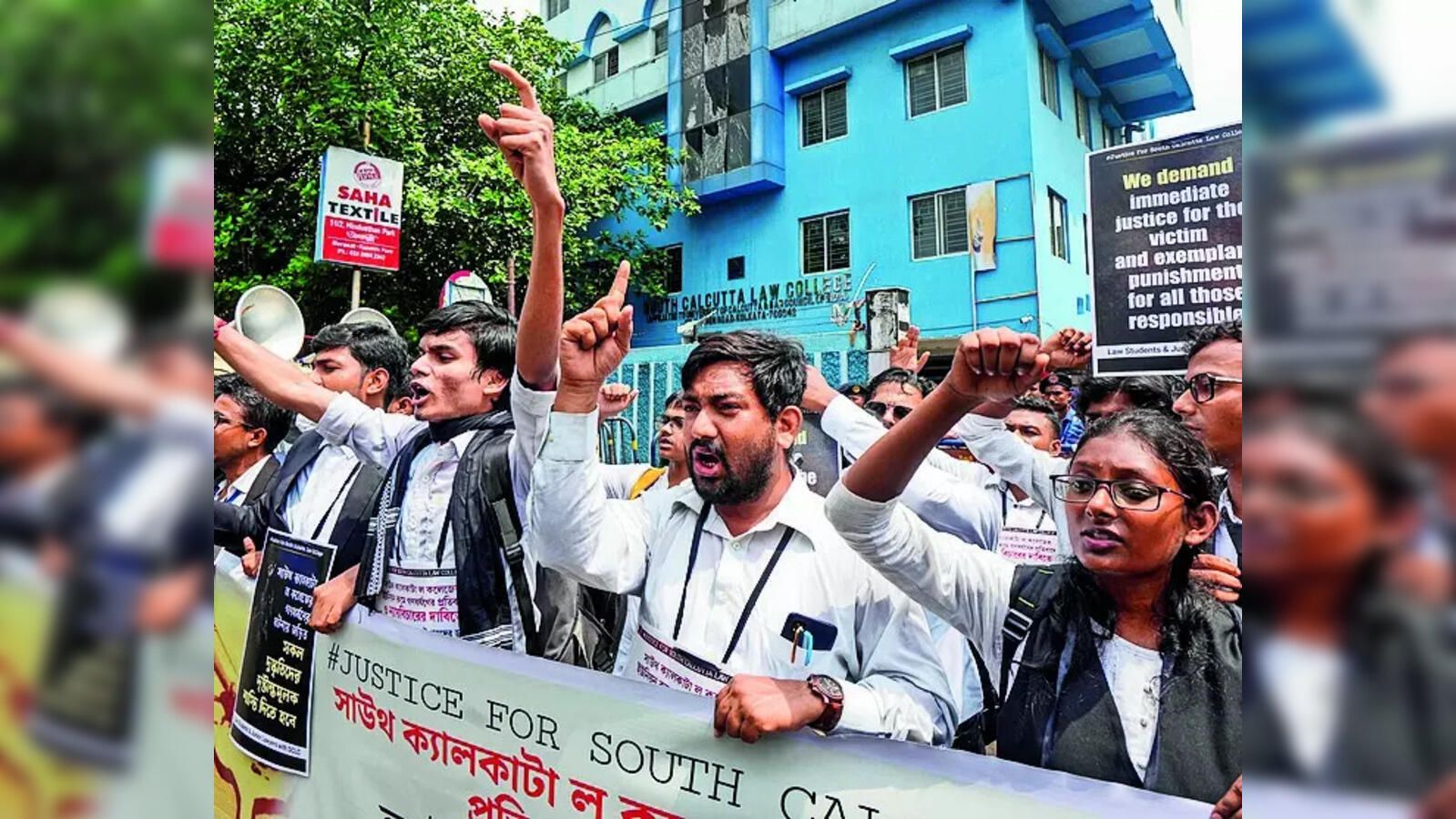 kasba-law-college-reopens-with-strict-guidelines-after-days-of-closure.jpg