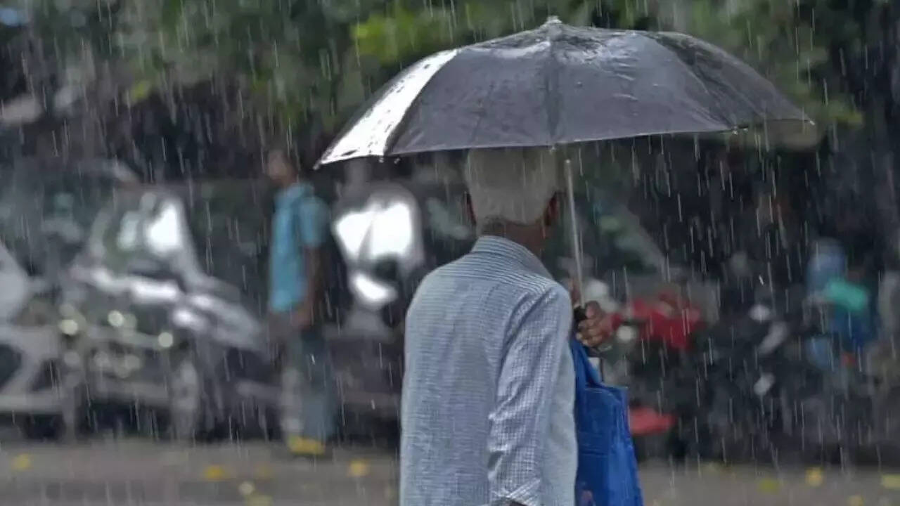 low-pressure-area-strong-monsoon-flow-likely-to-bring-heavy-rain-in-parts-of-bengal.jpg