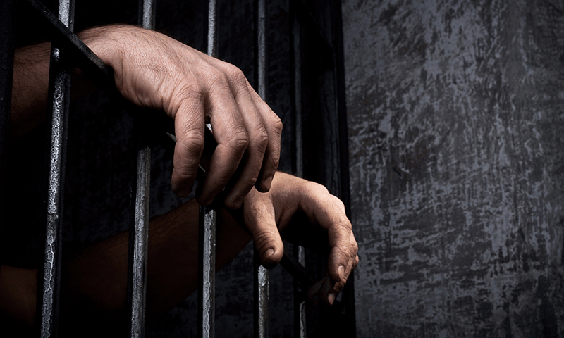 man-gets-14-yrs-jail-for-throwing-acid-on-wife-a-year-ago.png
