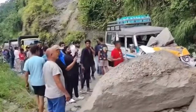 massive-landslide-blocks-nh-10-near-bhasua-strikes-taxi-but-passengers-and-driver-escape-unscathed-traffic-closes-for-24-hours-1.png