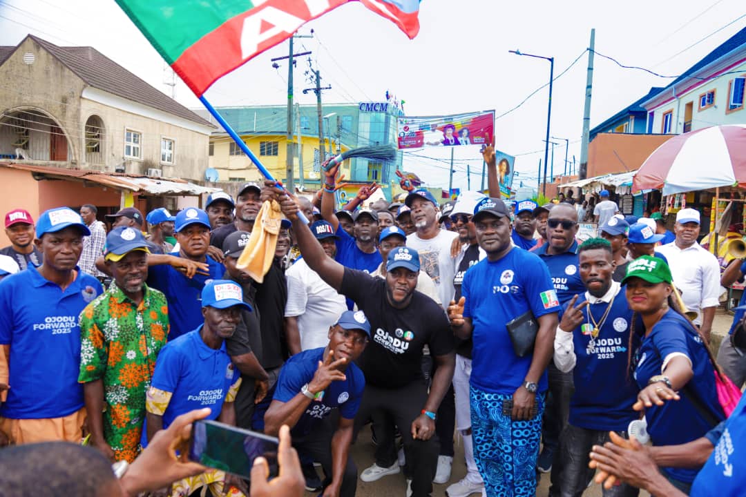 odunmbaku-concludes-powerful-grassroots-campaign-and-walk-through-across-six-wards-in-ojodu-lcda.jpg