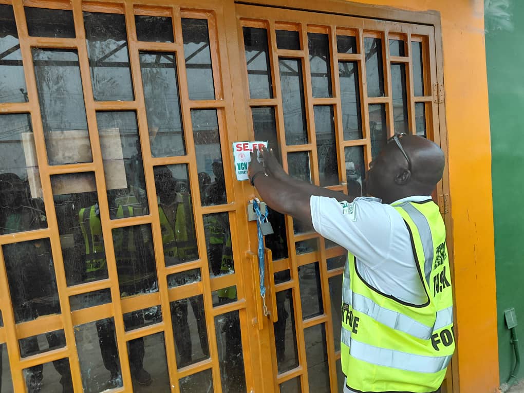 oyo-state-govt-seals-15-veterinary-outlets-confiscates-goods.jpg