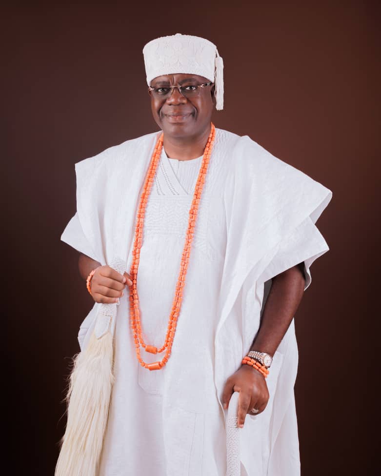 5th-coronation-anniversary-sanwo-olu-uzodinma-ambode-ooni-sultan-others-felicitate-with-oba-ogunsanwo.jpg