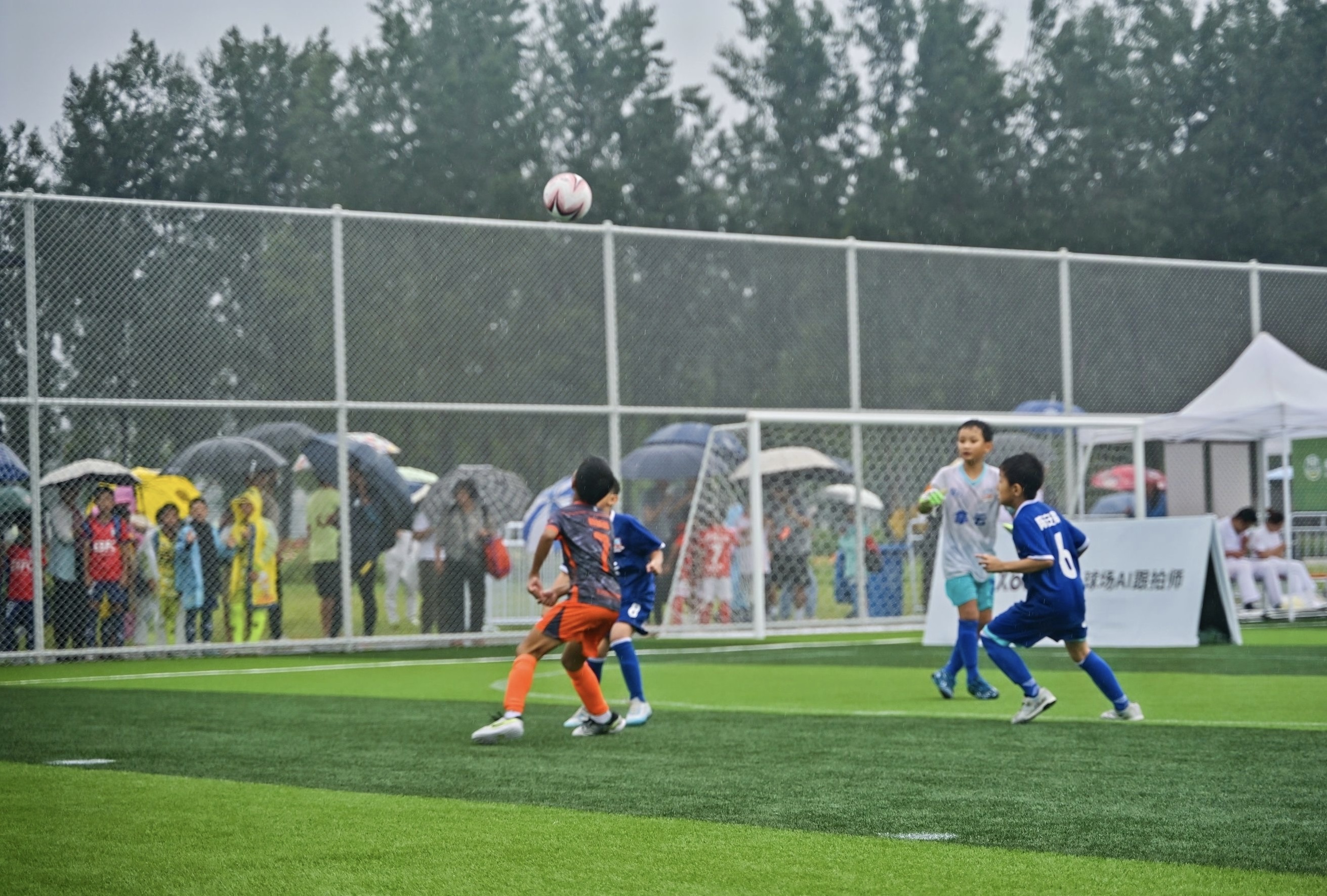 baidui-cup-grows-into-global-stage-for-youth-football-in-beijing-a-player-goes-for-goal-during-a-baidui-cup-match-august-2025-1.jpg