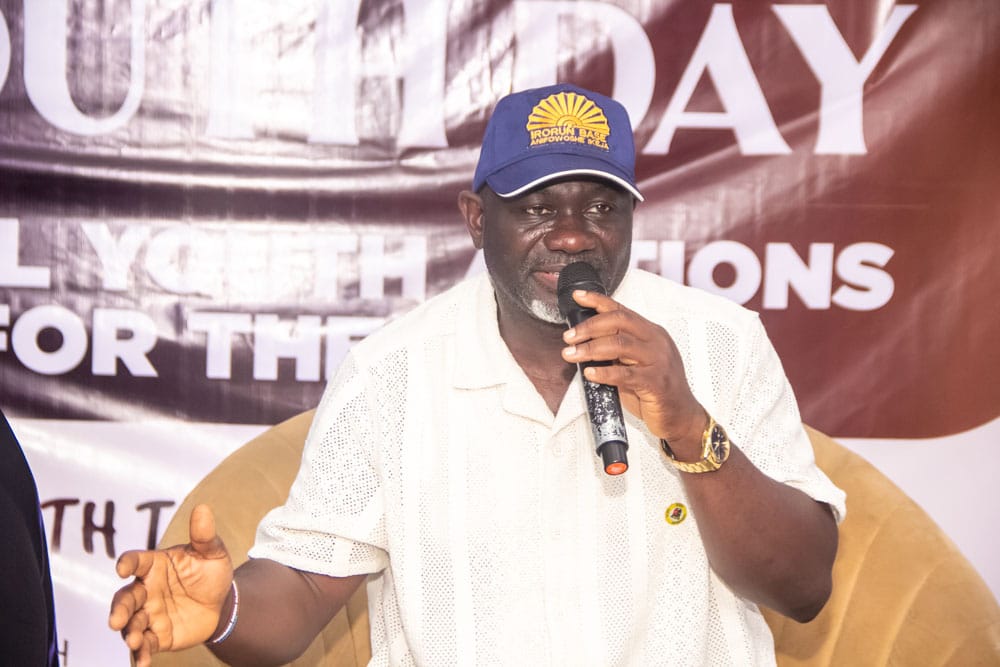 comrade-akeem-dauda-unveils-ikeja-youths-master-plan.jpg