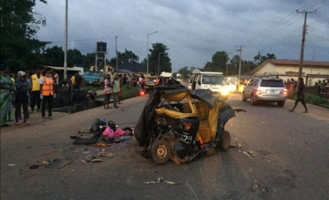 driver-crashes-benz-into-benin-market-injures-three-traders.jpg