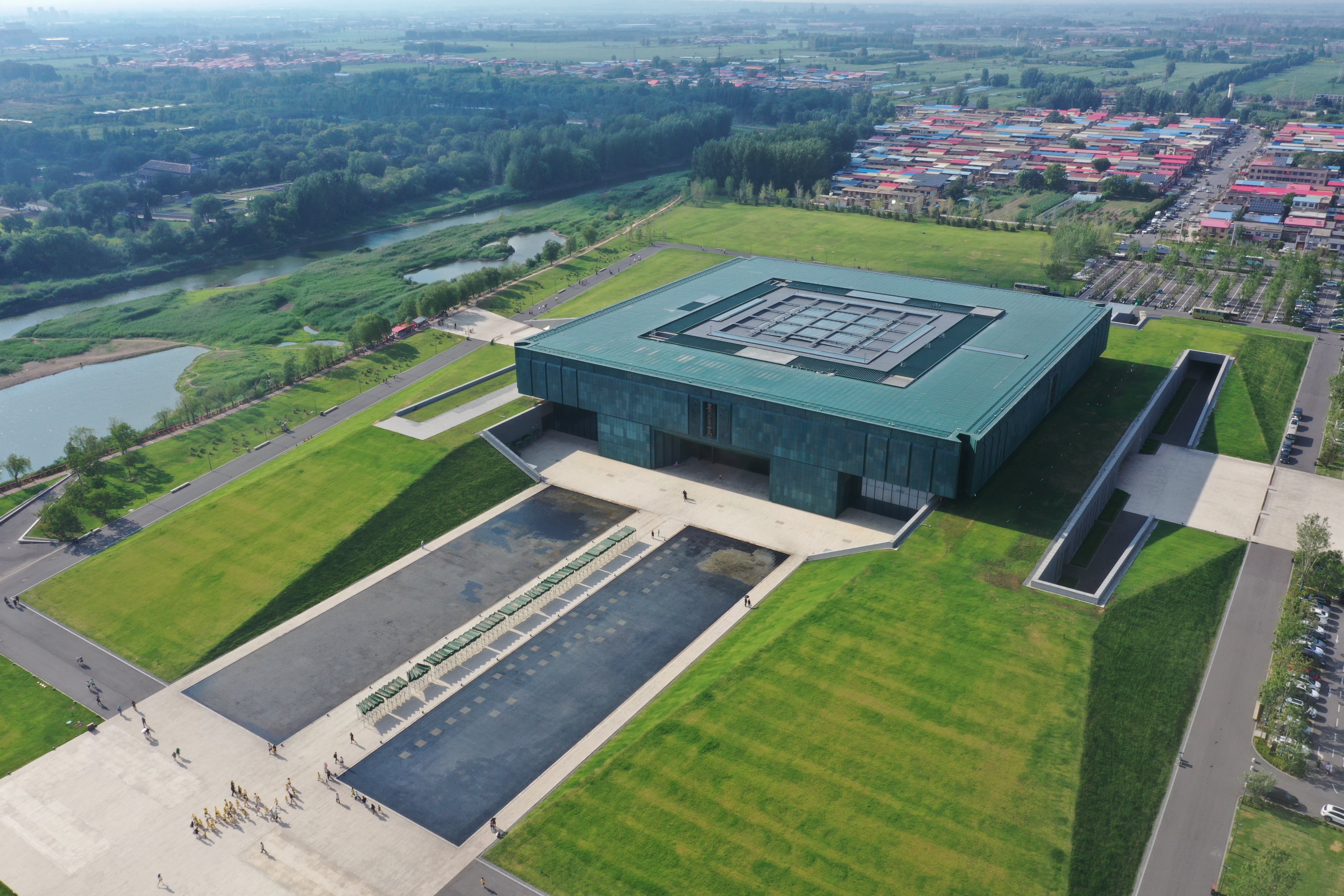 henan-meets-sco-anyang-receives-acclaim-from-media-and-think-tank-guests-yinxu-museum-1.jpg