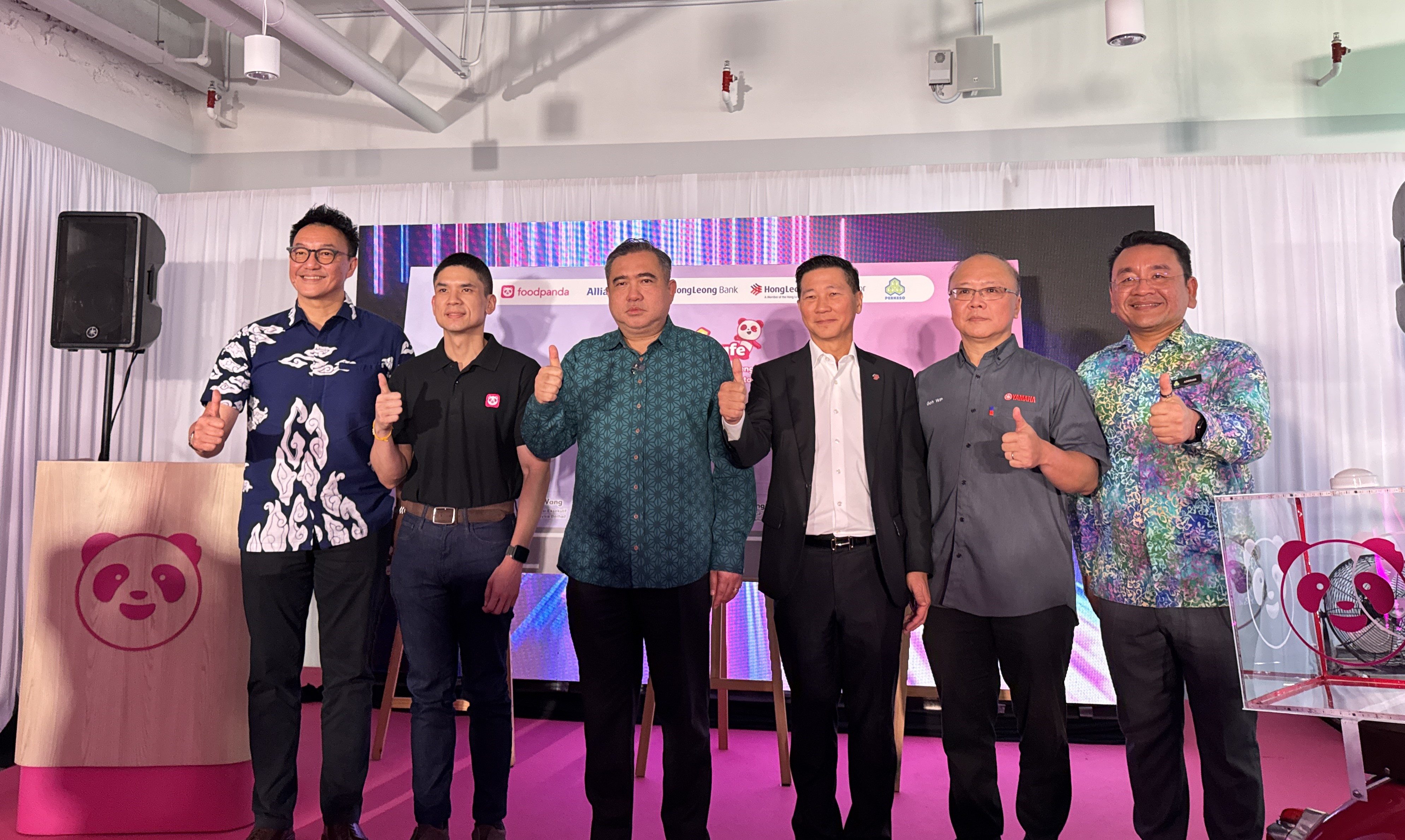 hong-leong-bank-set-to-deliver-financial-literacy-training-to-foodpandas-delivery-partners-hong-leong-bank-will-deliver-its-award-winning-hlb-duitsmart-financial-literacy-workshop-to-foodpand.jpg