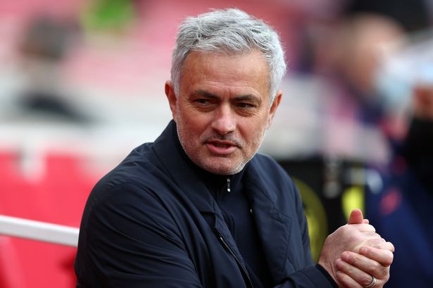 jose-mourinhos-departure-from-fenerbahce-a-controversial-chapter-closes-after-champions-league-disappointment.jpg