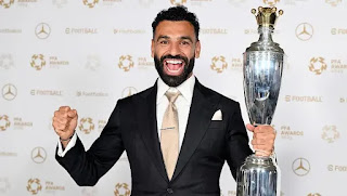 liverpool-star-mohamed-salah-wins-2025-pfa-player-of-the-year-award-to-reach-historic-milestone.jpg
