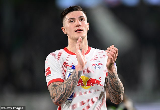 manchester-united-closing-in-on-signing-striker-benjamin-sesko-from-rb-leipzig.jpg
