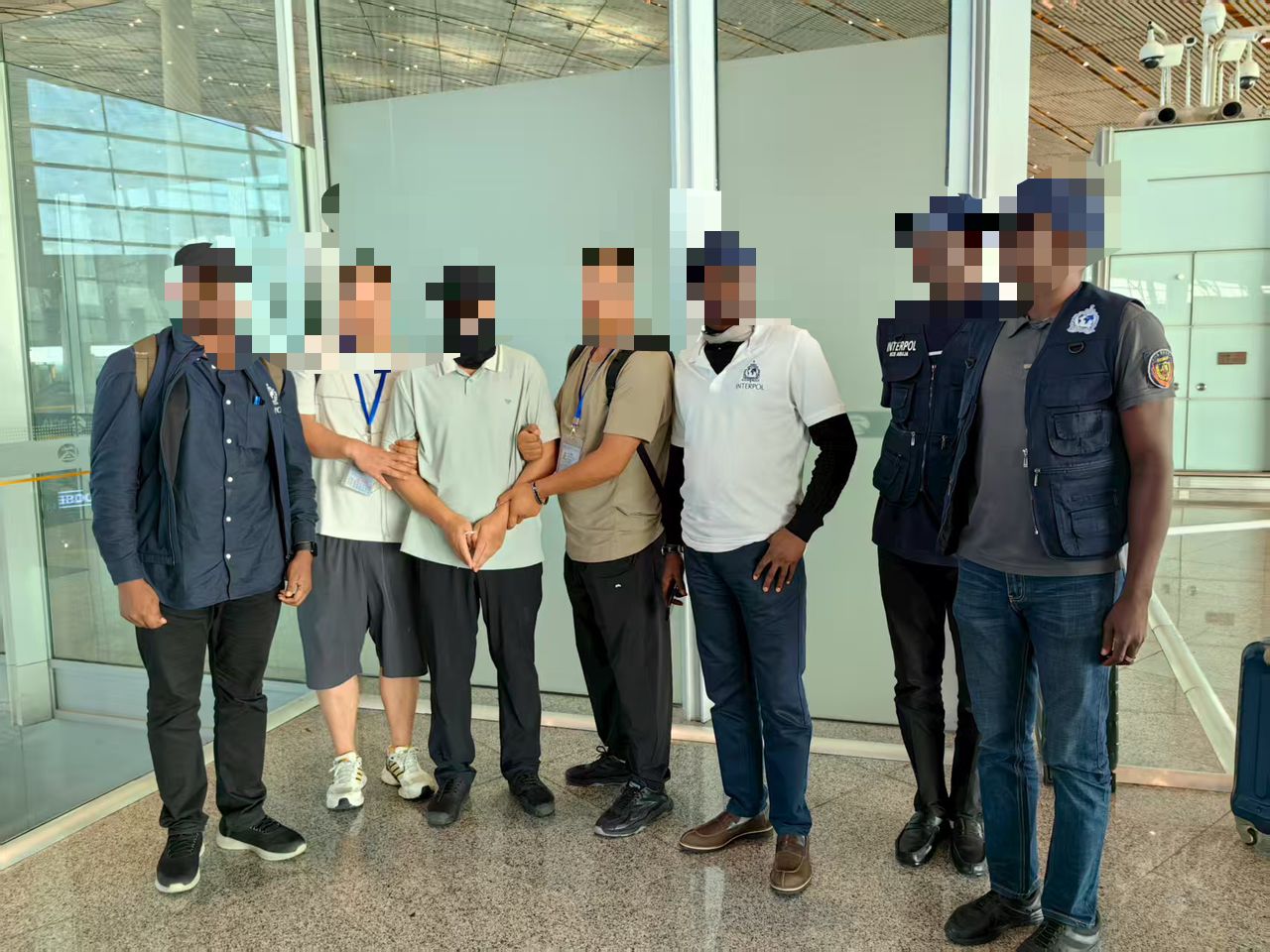 nigeria-police-repatriates-wanted-chinese-gang-leader-arrested-in-interpol-operation.jpg