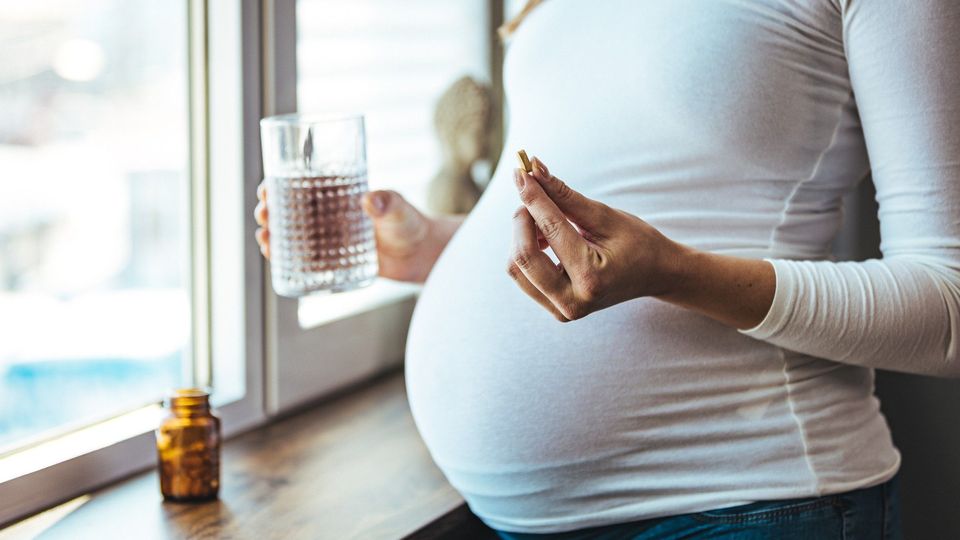 paracetamol-use-in-pregnancy-may-be-linked-to-autism-adhd-in-children-study.jpg