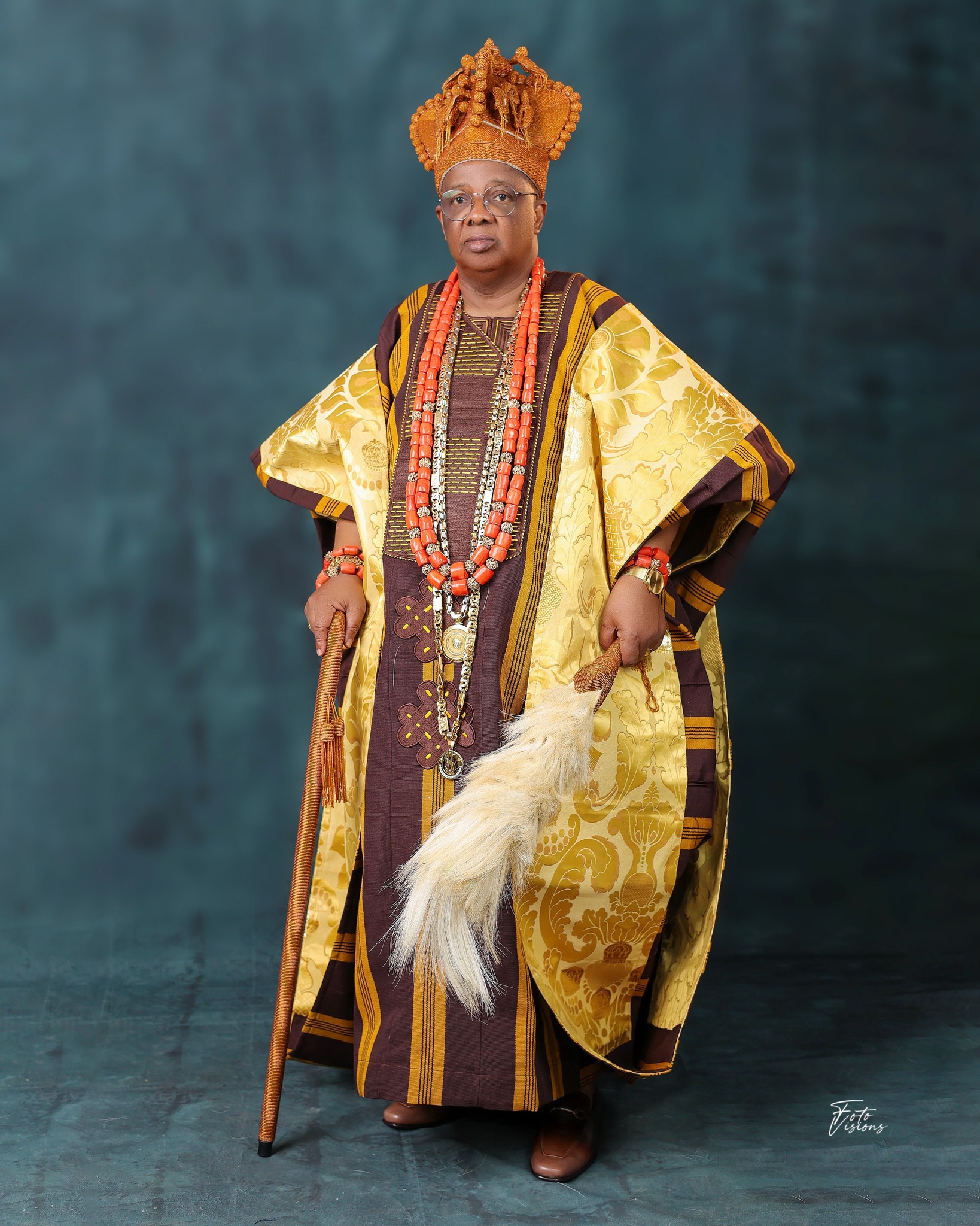 sanwo-olu-felicitates-ayangburen-of-ikorodu-oba-shotobi-on-10th-anniversary.jpg