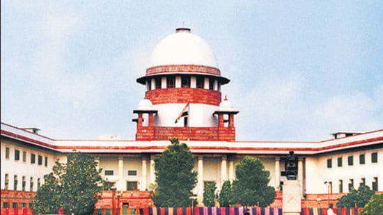 supreme-court-quashes-calcutta-hc-ruling-on-college-teachers-retirement-age-labels-west-bengal-govts-policy-arbitrary.jpg