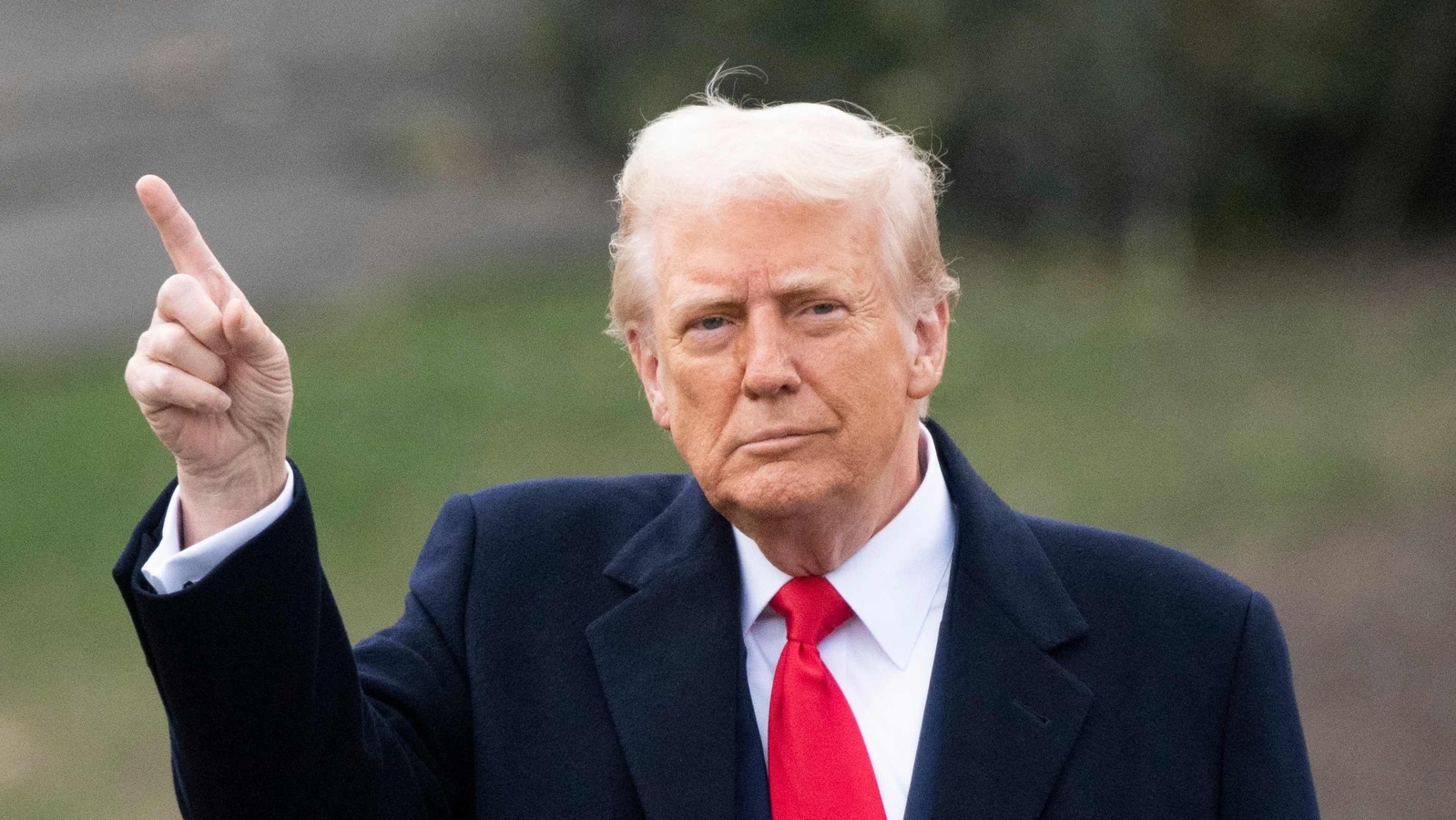 trump-cutting-500-plus-jobs-at-voice-of-america-parent-agency-amid-legal-challenges.jpg
