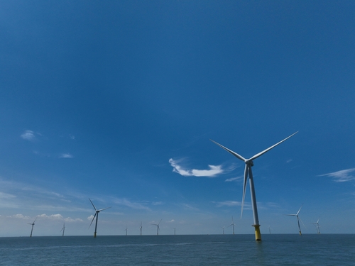 yunlin-offshore-wind-farm-officially-begins-commercial-operation-photo.jpg