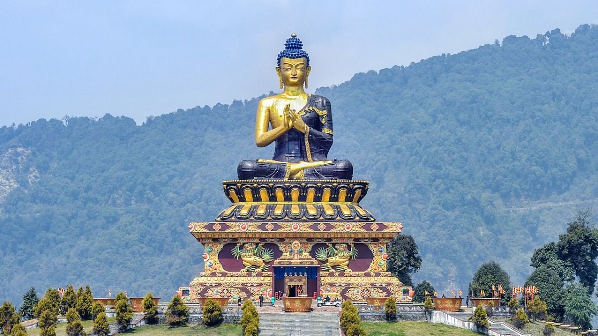 another-digital-nomad-village-coming-up-in-sikkim-after-successful-yakten-model.jpg