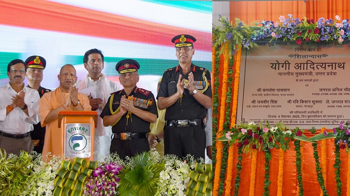 british-forces-could-not-face-gorkha-soldiers-were-forced-into-treaty-yogi-adityanath.jpg