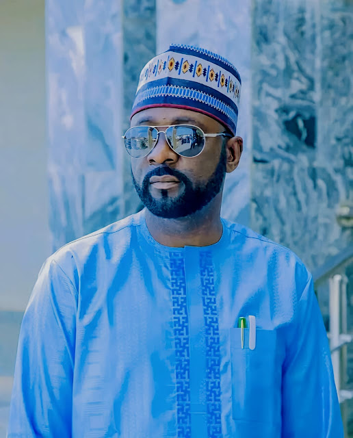 builder-mahmood-yusuf-fniob-phd-celebrates-with-muslims-on-maulud-nabiyy-1.jpg