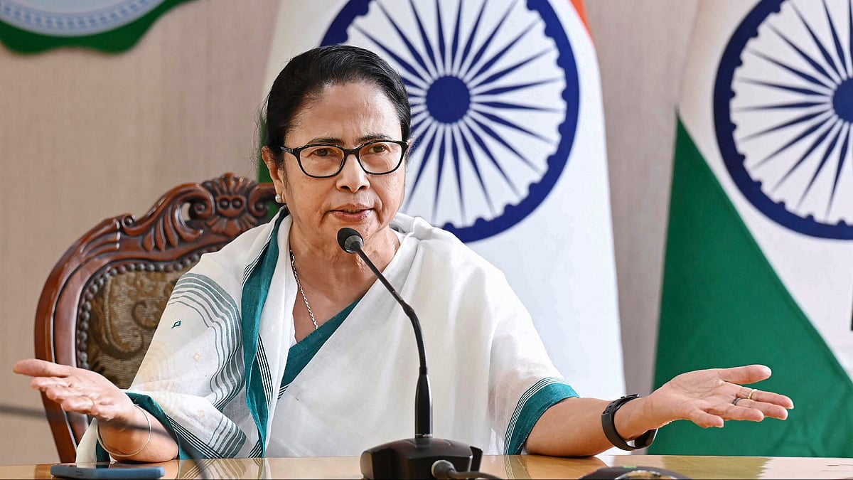 cm-launches-blistering-attack-on-centre-over-order-under-foreigners-act.jpg