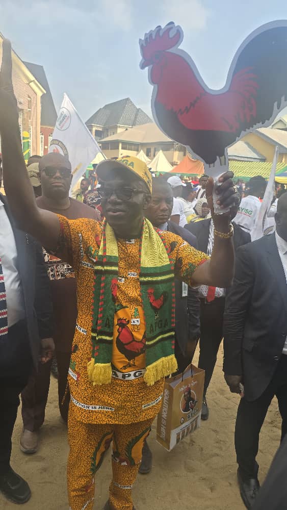 gov-soludo-tours-iyiowa-odekpe-promises-infrastructure-improvements-amid-community-cheers.jpg