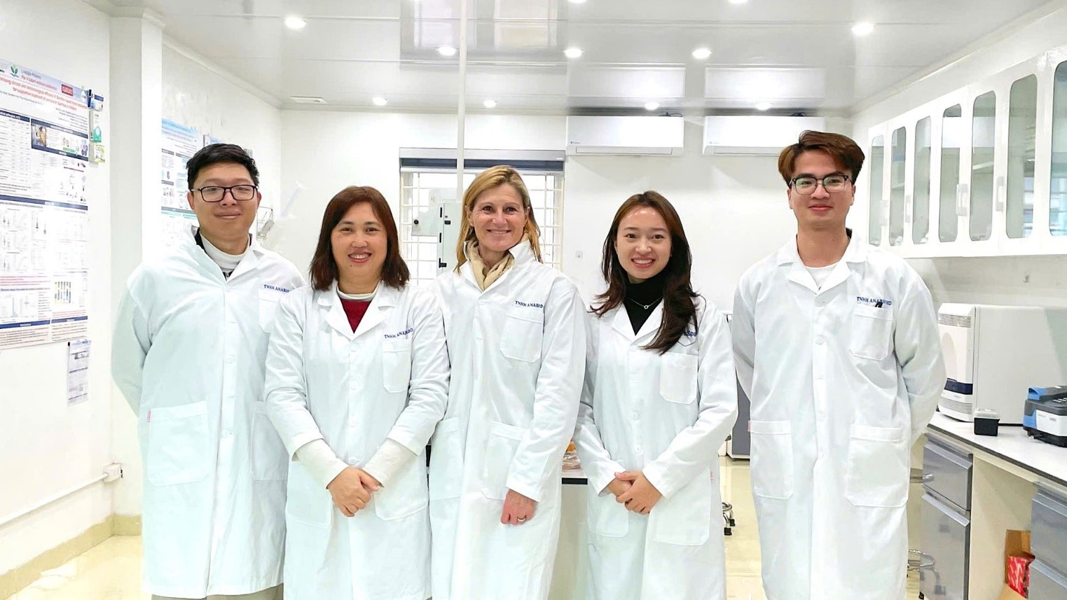 livespo-pharma-vietnamese-pioneer-in-spore-probiotics-with-international-clinical-publications-welcomes-former-biogaia-ab-ceo-to-its-board-mrs-isabelle-ducellier-member-of-the-board-of-directors.jpg