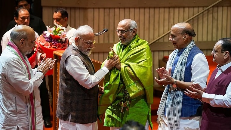 nda-nominee-radhakrishnan-elected-15th-vice-prez-of-india.jpg