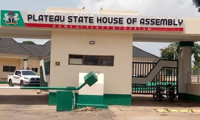 plateau-state-house-of-assembly-bans-annual-textbook-purchases-aims-to-ease-financial-burden-on-parents.jpg